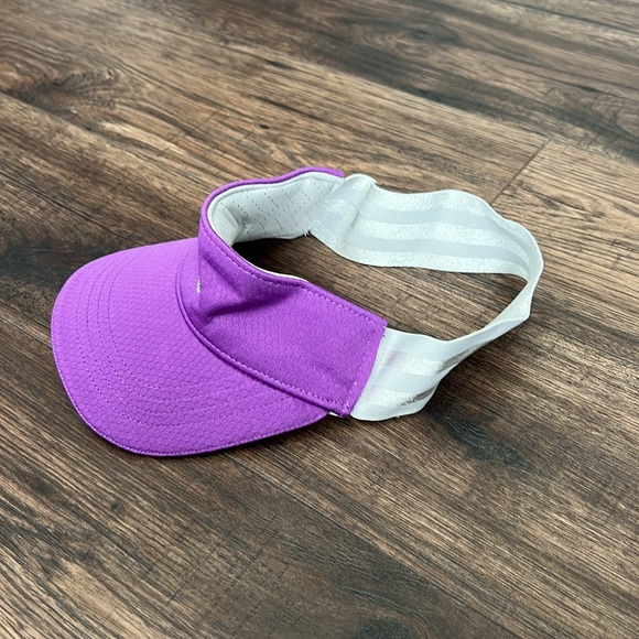 Adidas Purple and Gray Visor - Picture 3 of 8